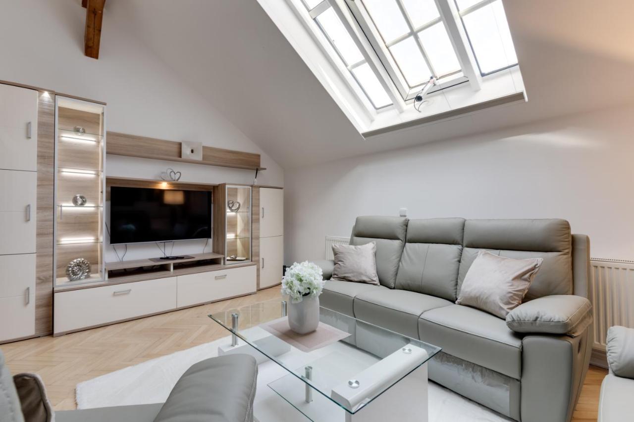 Wenceslass Square Royal Residence Apartments 프라하 외부 사진