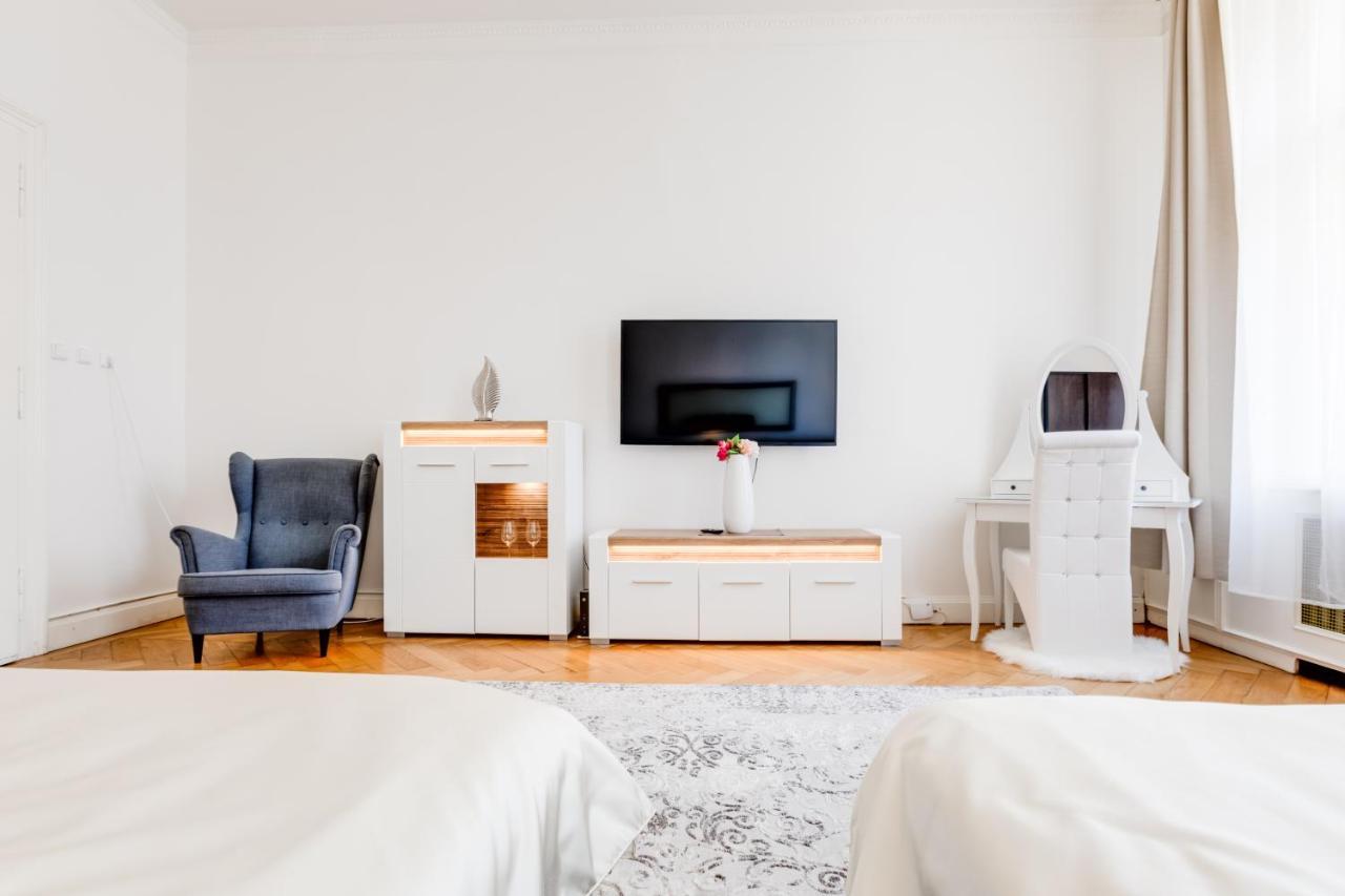 Wenceslass Square Royal Residence Apartments 프라하 외부 사진