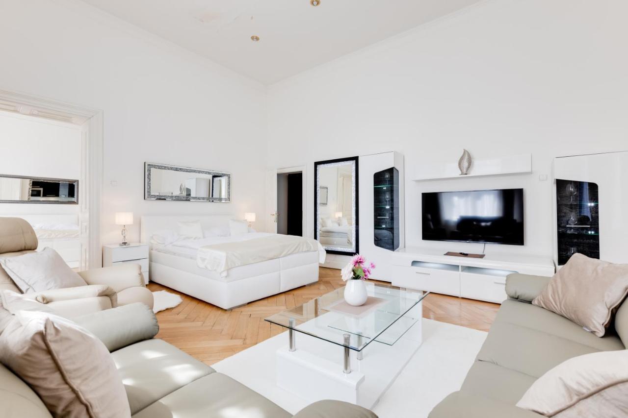 Wenceslass Square Royal Residence Apartments 프라하 외부 사진