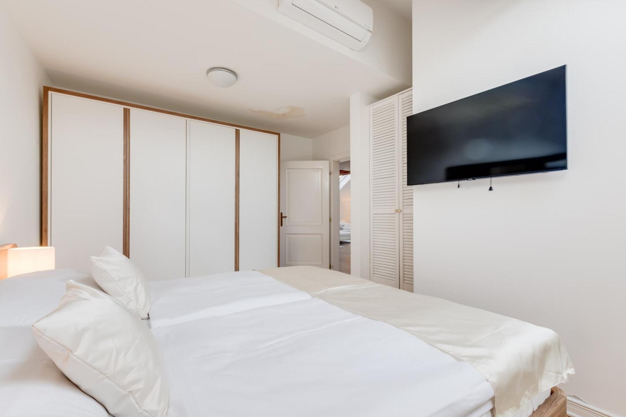 Wenceslass Square Royal Residence Apartments 프라하 외부 사진